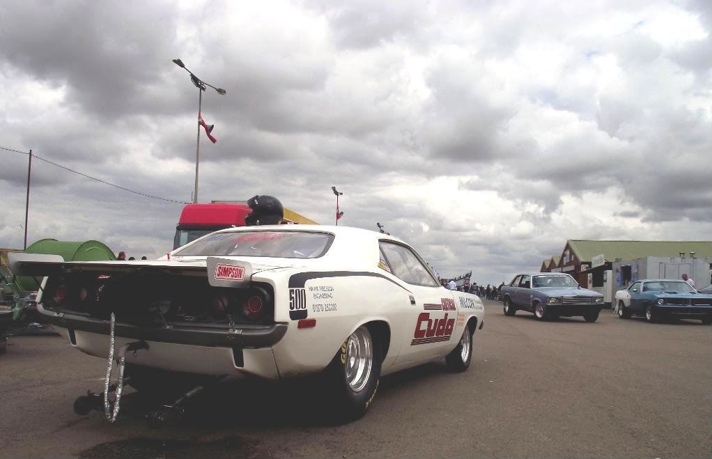 Why are there so few car photographs? Page 9 Photography & Video